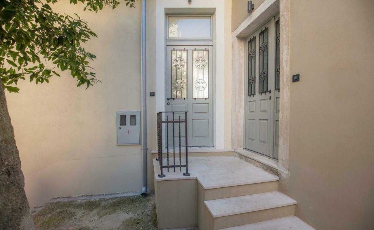 Apartments Villa Adrienne Mali Lošinj Esterno foto